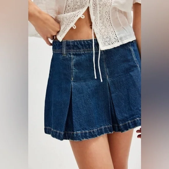 Free People We The Free Madison Ave Denim Mini Skirt NWT $78‎ - Picture 4 of 8